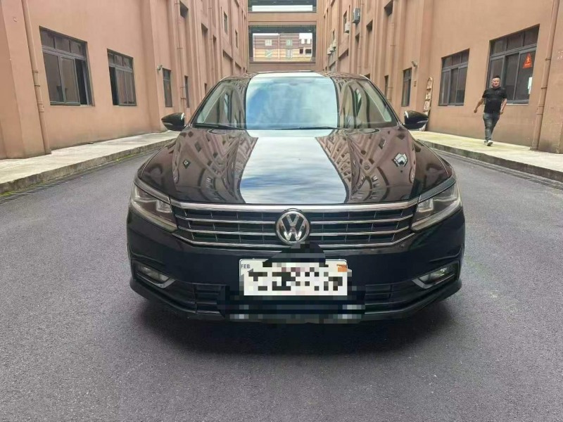 重庆16年大众帕萨特1