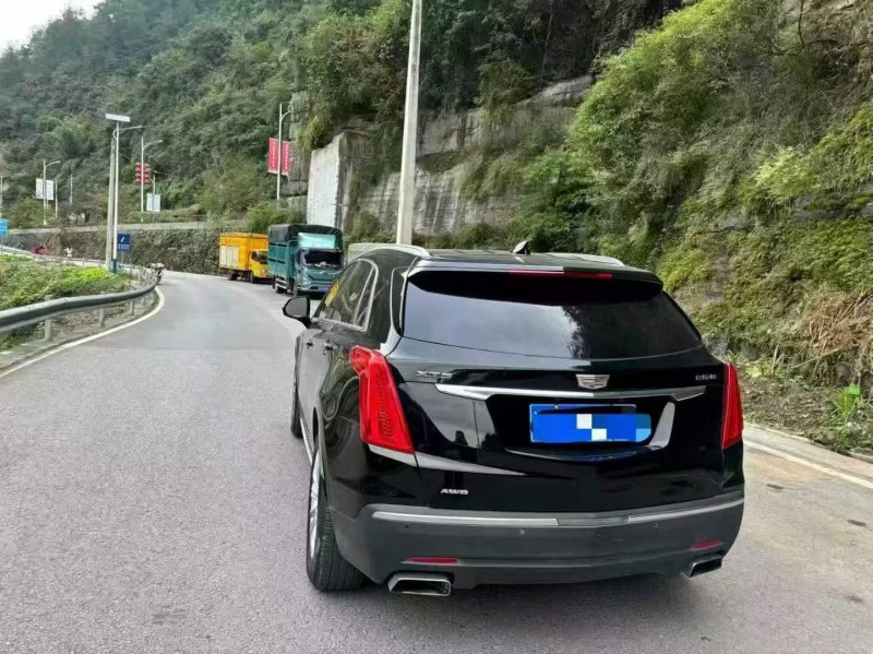 重庆19年凯迪拉克XT52