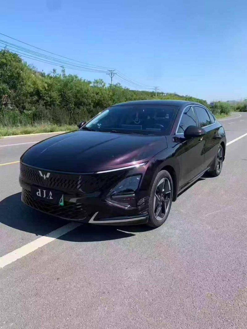 张家口24年五菱汽车星光2