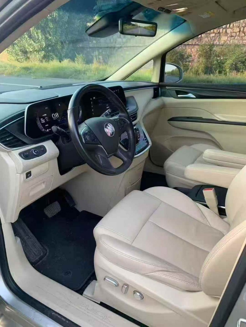 唐山22年别克GL86