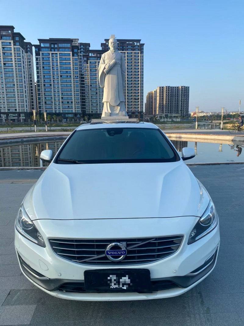 菏泽17年沃尔沃S60L1