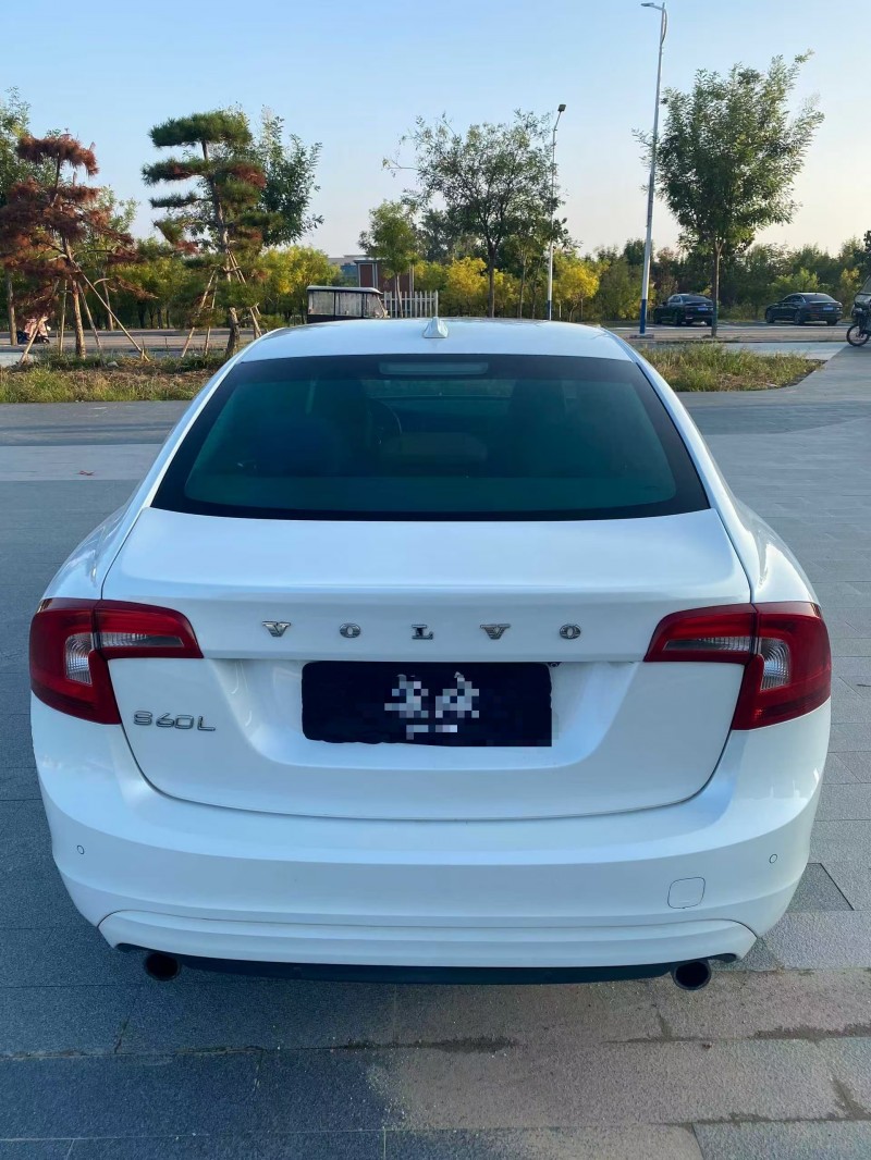 菏泽17年沃尔沃S60L9