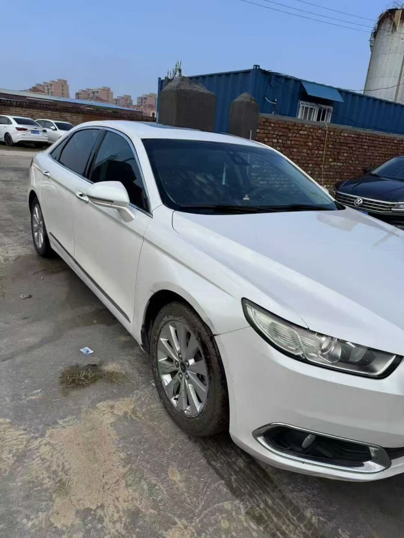 菏泽17年福特金牛座2