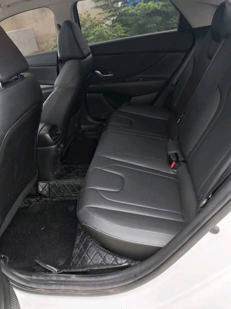 武汉24年现代伊兰特3