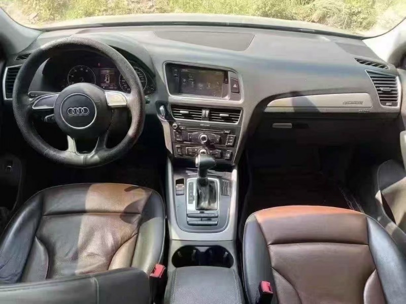 菏泽17年奥迪Q56