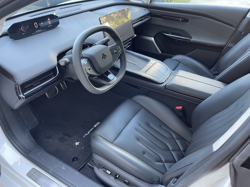 济宁24年传祺昊铂GT6