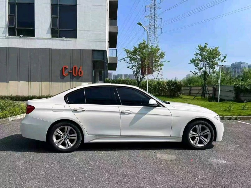 广州13年宝马3系4