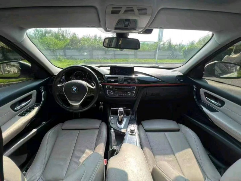 广州13年宝马3系8