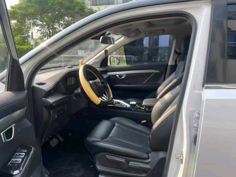 广州23年五菱汽车星辰9