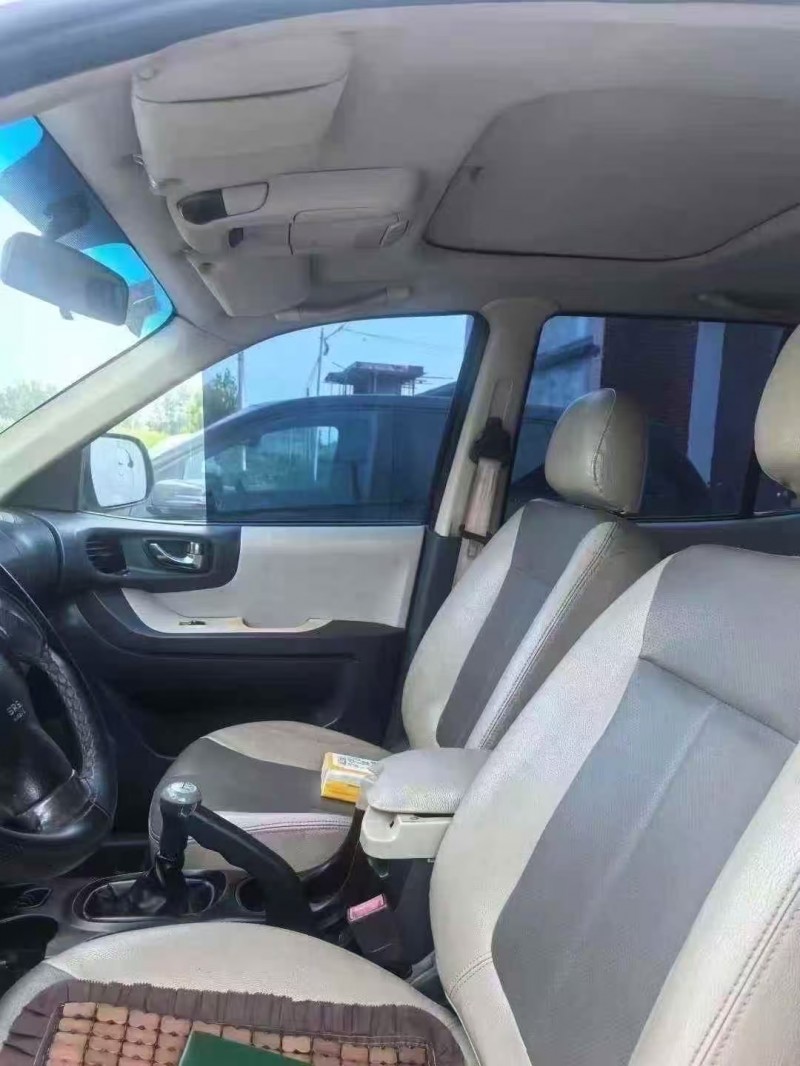 菏泽13年华泰圣达菲5