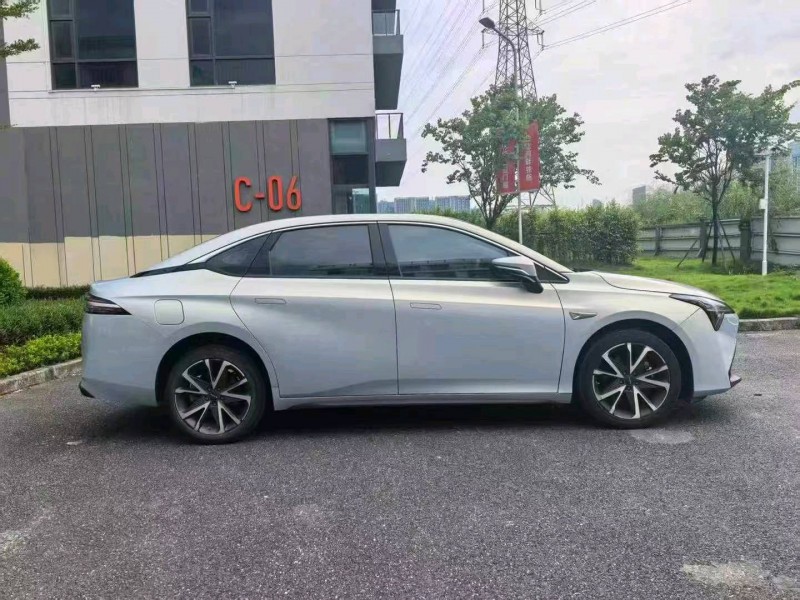 广州22年传祺埃安S4