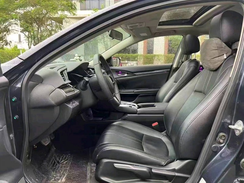 广州21年本田思域8