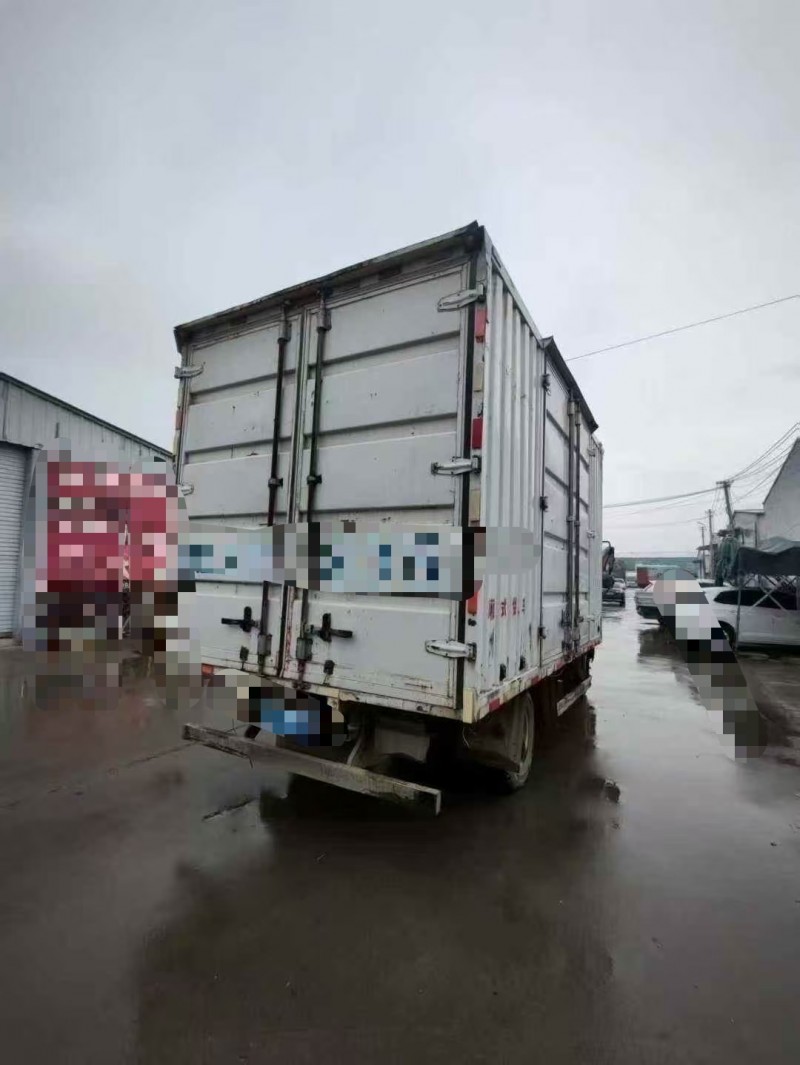 菏泽21年卡车系列重汽豪沃7