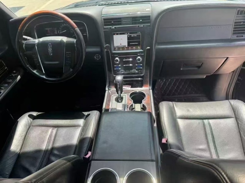 菏泽17年林肯领航员6