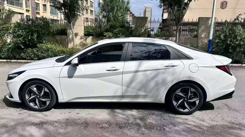 潍坊22年现代伊兰特3