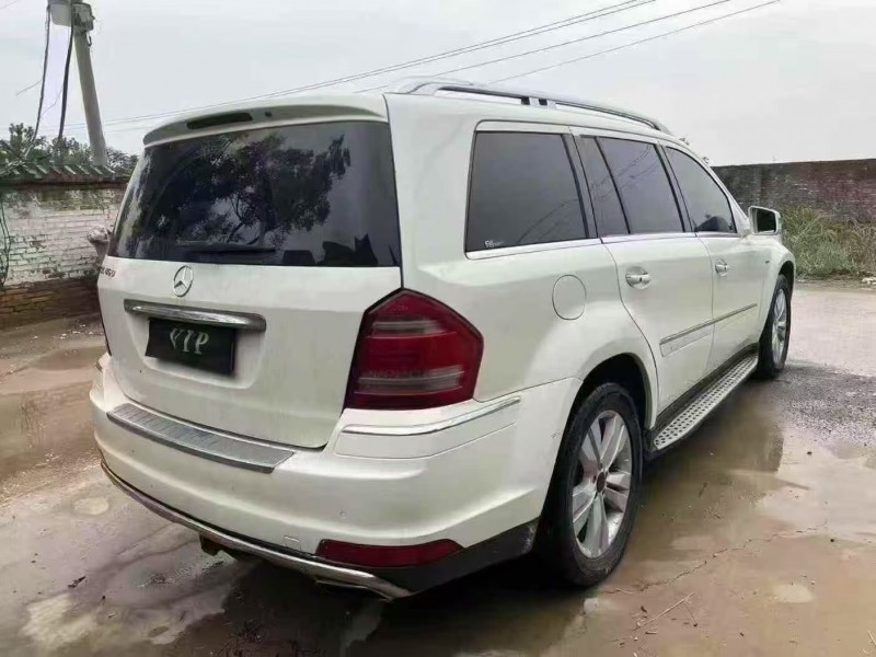 菏泽10年奔驰GL7