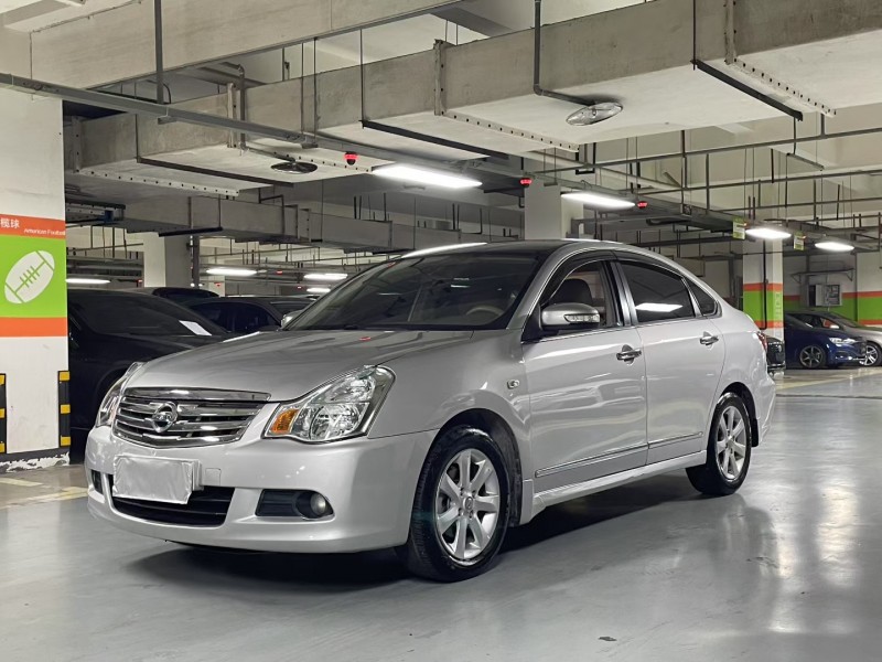 成都12年日产轩逸3