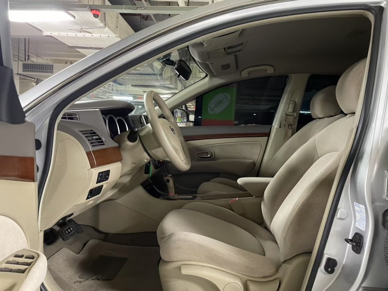 成都12年日产轩逸4