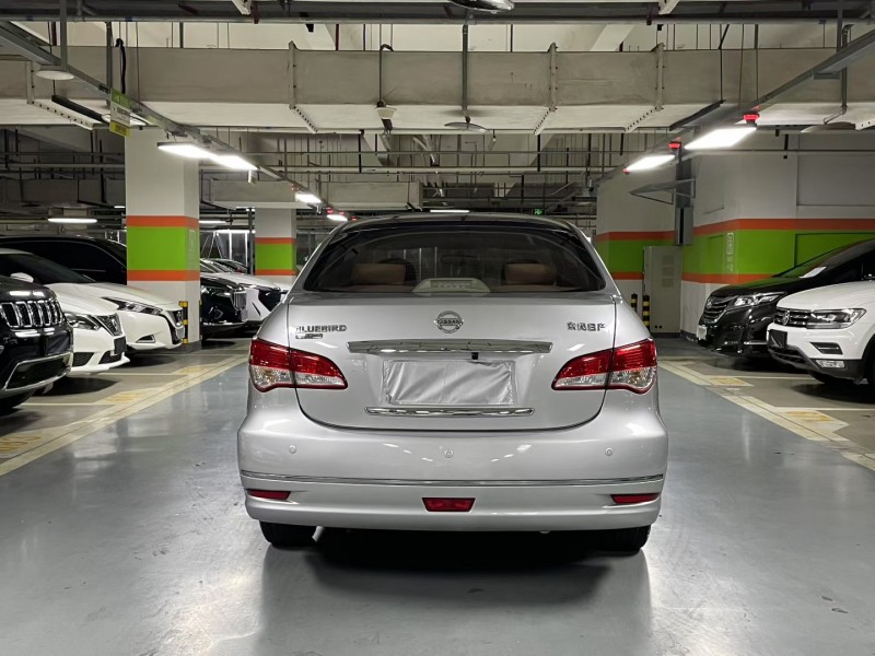 成都12年日产轩逸9