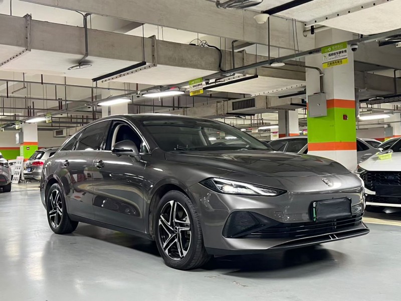 成都24年荣威D72