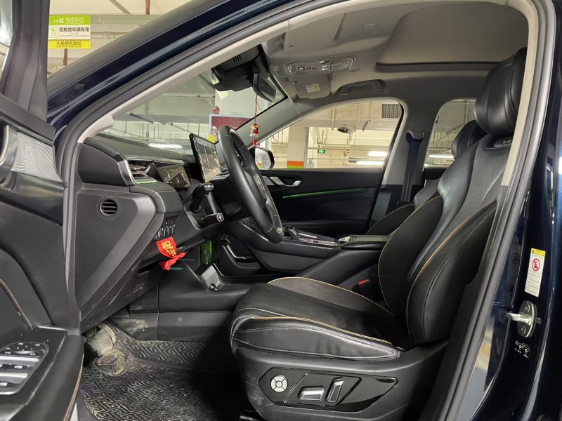 成都22年长城汽车魏牌5