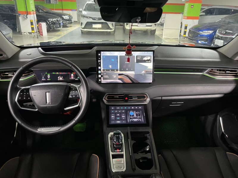 成都22年长城汽车魏牌6