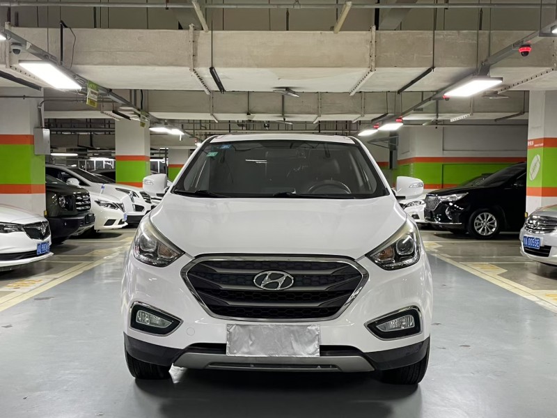 成都17年现代ix351