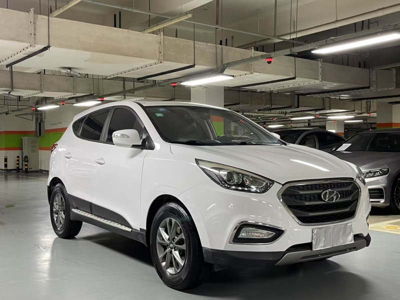 成都17年现代ix353