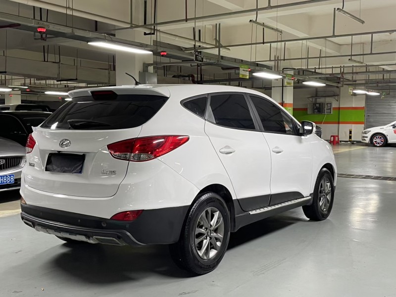 成都17年现代ix357