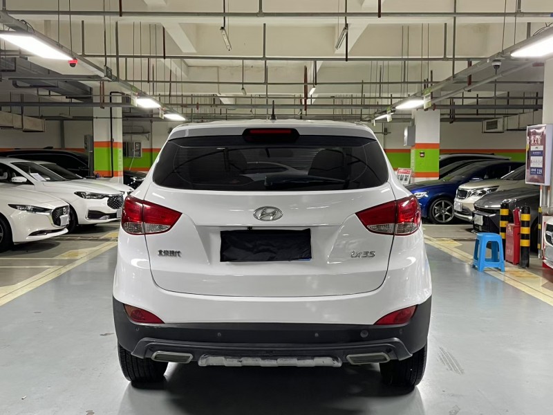 成都17年现代ix359