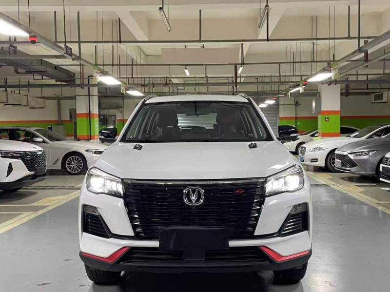 成都23年长安汽车CS751