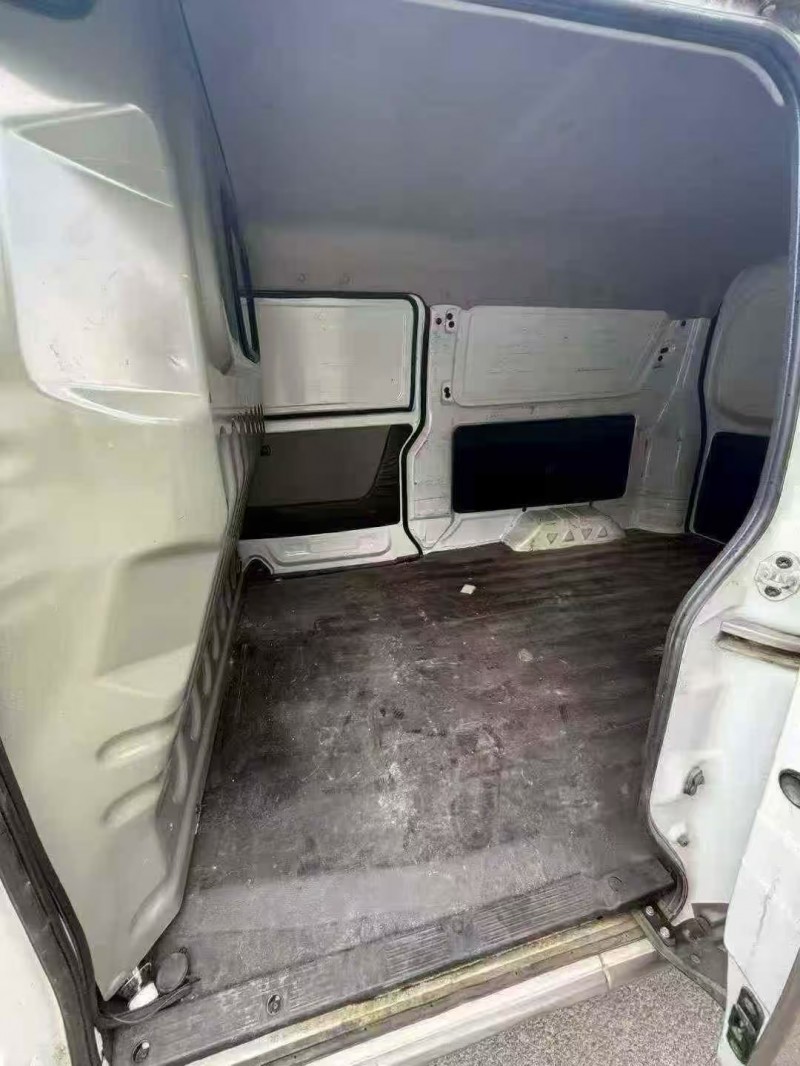 菏泽21年华晨海狮6