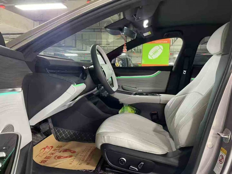 成都24年长安汽车启源2