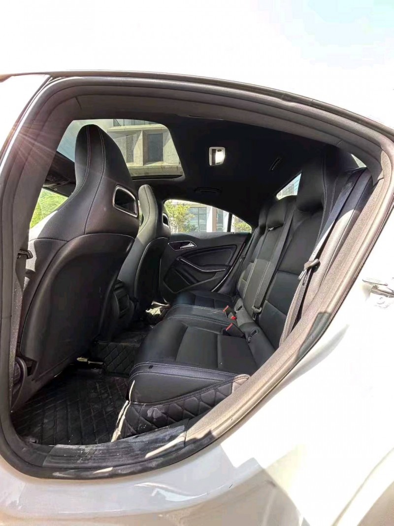 广州18年奔驰CLA5