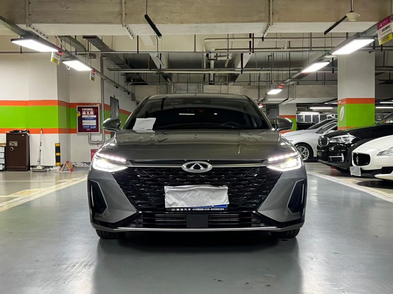 成都25年奇瑞艾瑞泽1