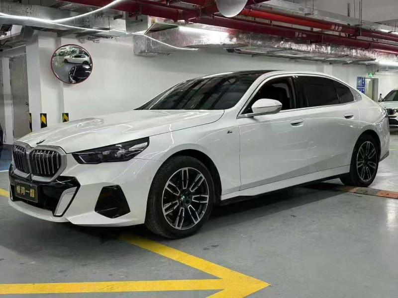 广州24年宝马5系3