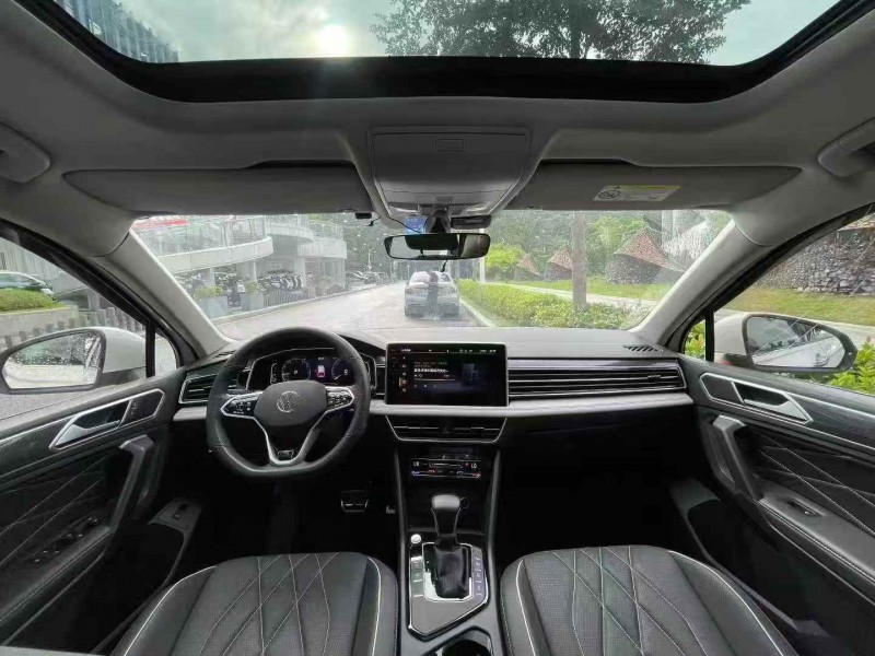 广州22年大众途观5