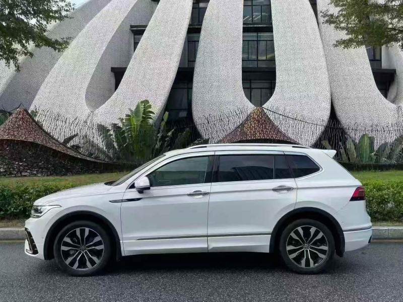 广州22年大众途观7