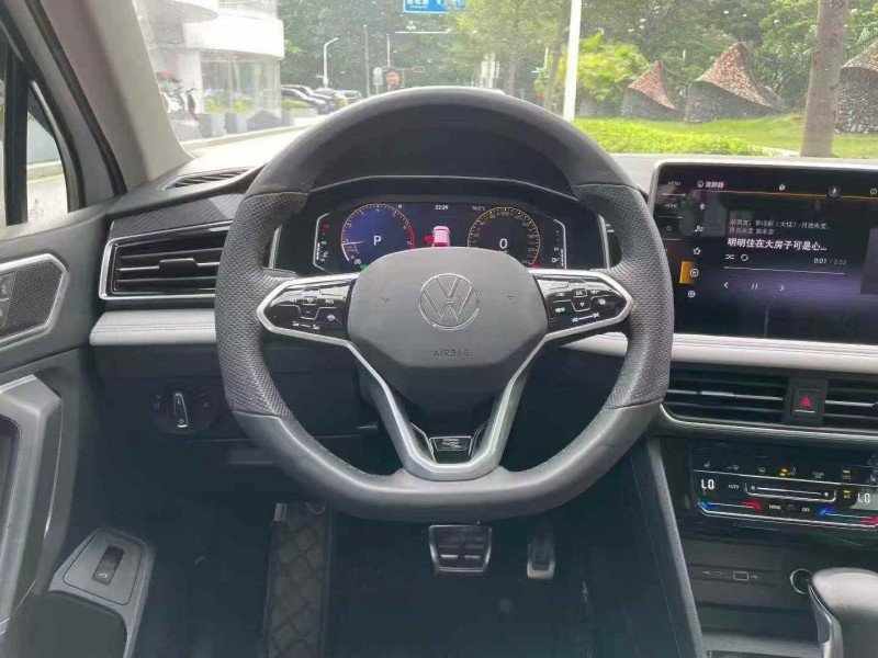 广州22年大众途观8