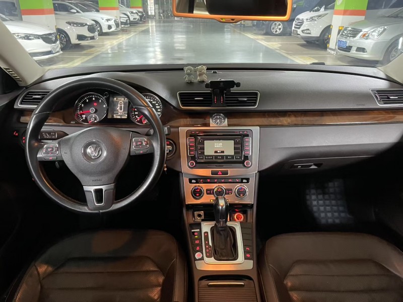 成都12年大众迈腾6