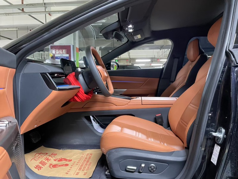 成都25年东风奕派5