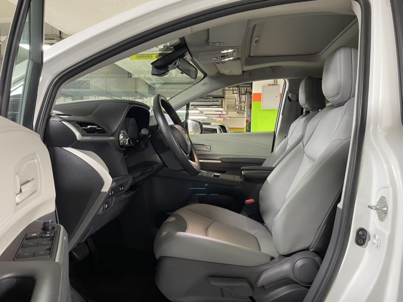 成都25年丰田格瑞维亚4