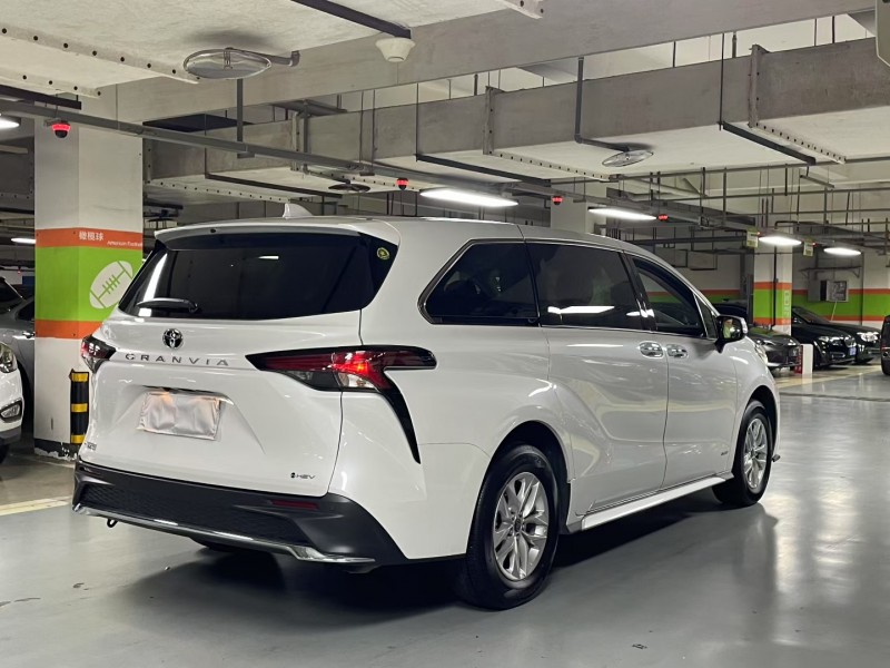 成都25年丰田格瑞维亚7