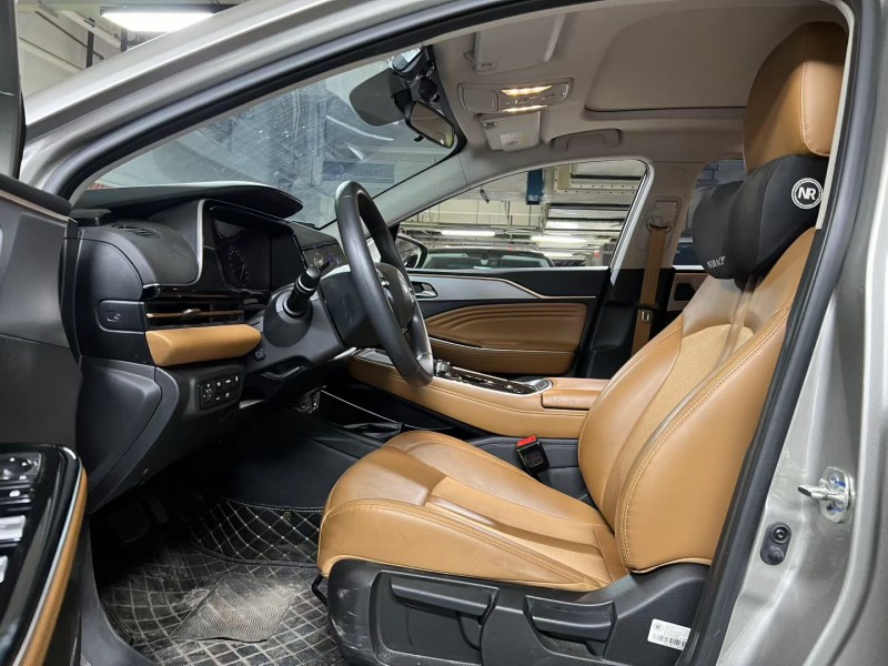 成都24年传祺埃安S5