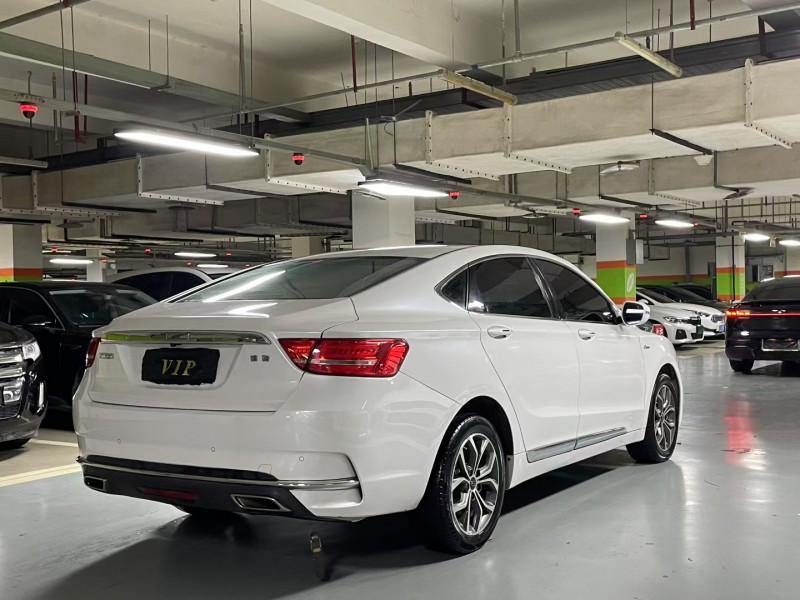 成都18年吉利博瑞4