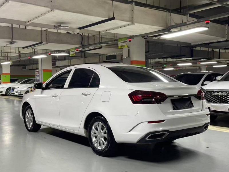 成都21年吉利帝豪6