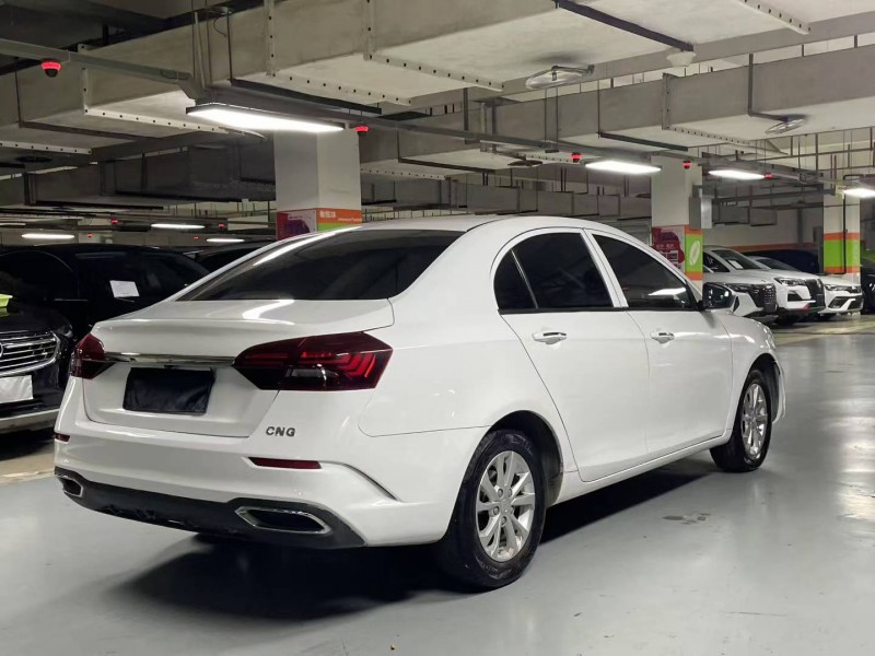 成都21年吉利帝豪7