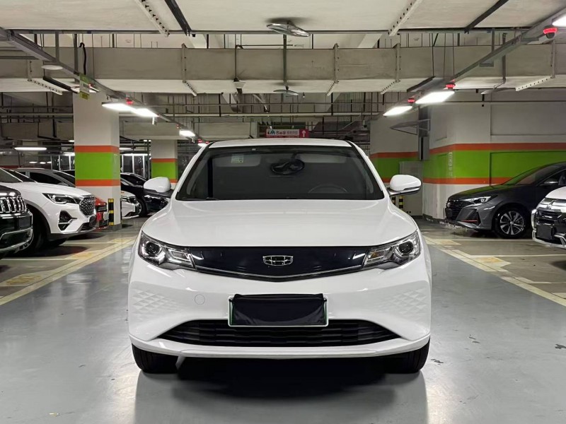 成都23年吉利帝豪1