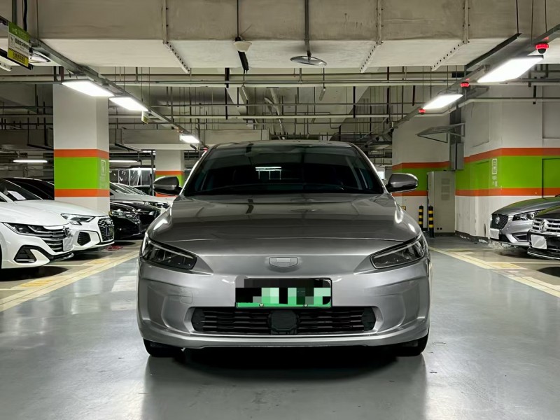 成都24年吉利几何1