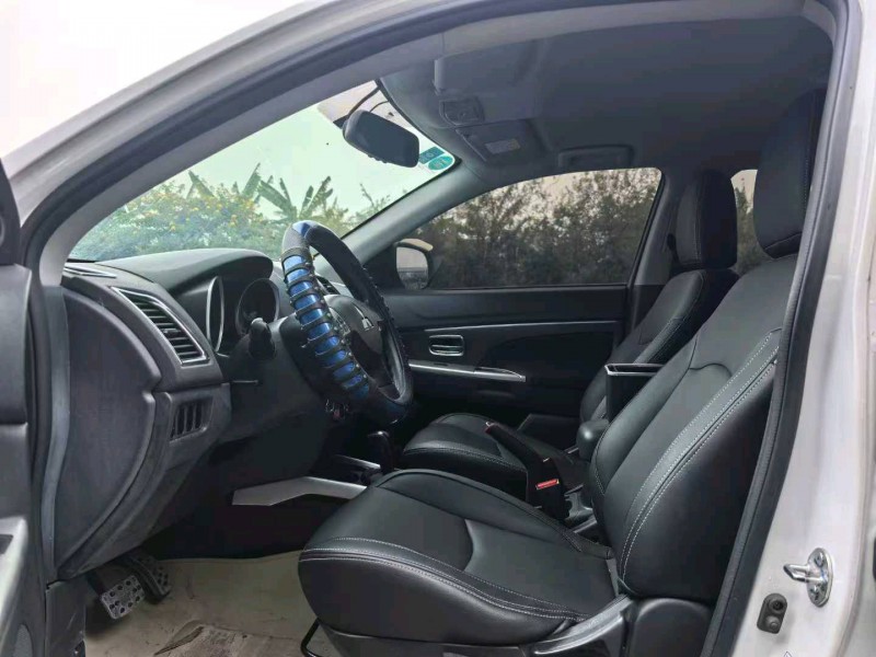 广州16年三菱劲炫7